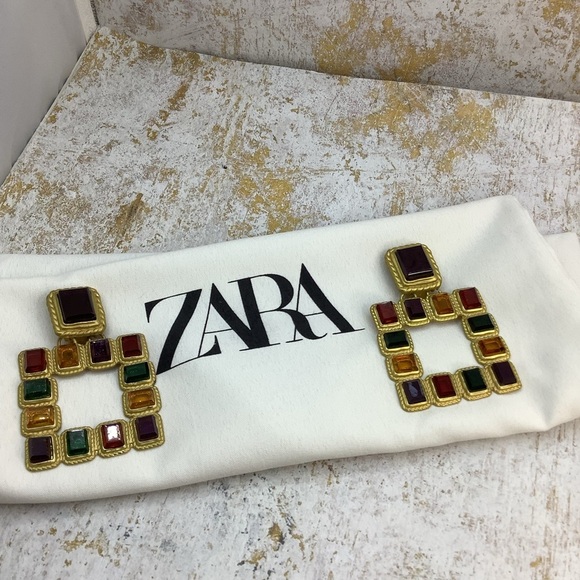 Zara Purple, Red and Green Clip Earrings Geometric Design - Picture 4 of 6